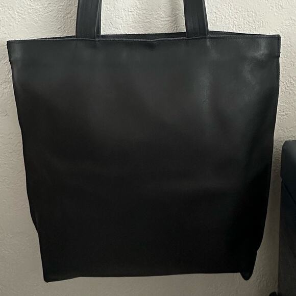 Mayko Leather Tote Bag NEW Black 2 Shoulder Handles Zipper Closure Pocket Inside - Picture 12 of 13